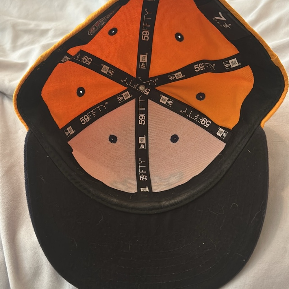 Men's Montgomery Biscuits New Era Gold Authentic Collection 59FIFTY Fitted Hat - Picture 6 of 7